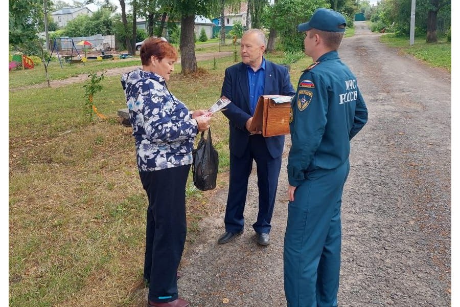 С целью профилактики пожаров в частном секторе проведен обход 23 домовладений