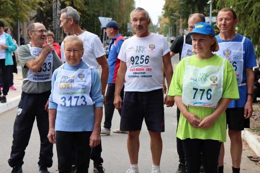 В городе Ядрин прошел Всероссийский день бега «Кросс нации 2023»