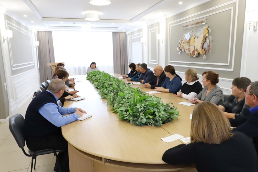 Состоялось очередное заседание административной комиссии Яльчикского муниципального округа