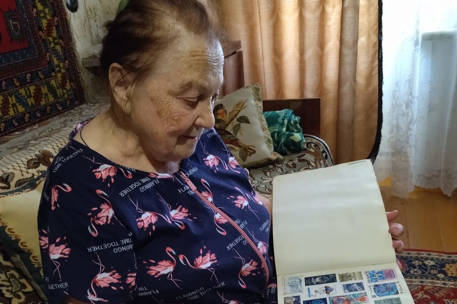Хобби длиной в жизнь: пенсионерка из Алатыря занимается филателией