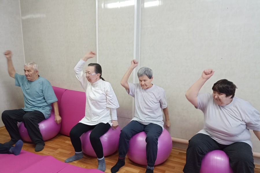 В Чебоксарском центре соцобслуживания открылся гимнастический зал