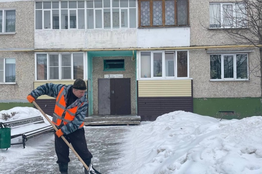 Об обязанности управляющих организаций по своевременной уборке придомовой территории от снега