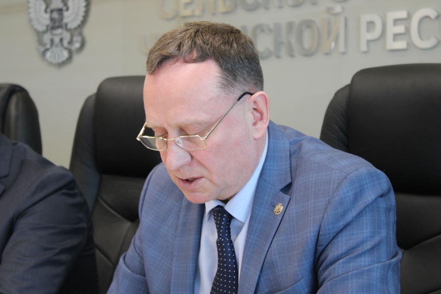 Эмир Бедертдинов принял участие в совещании по актуальным вопросам развития АПК республики