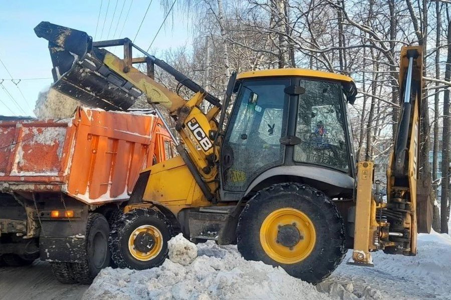 За сутки с улиц города Чебоксары вывезено более 3 тысяч кубометров снега