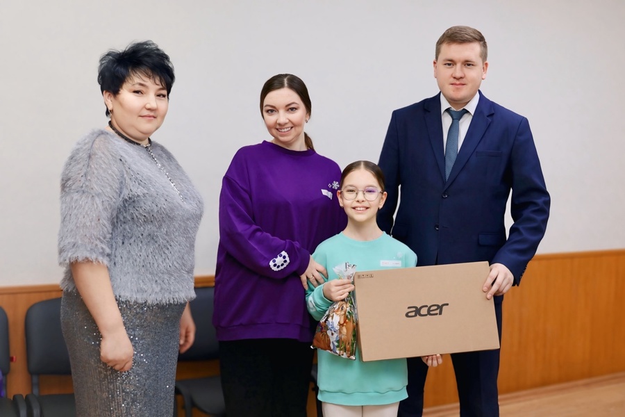 Юная Дарина Андронова в числе победителей Всероссийского конкурса «Будущее большой перемены»