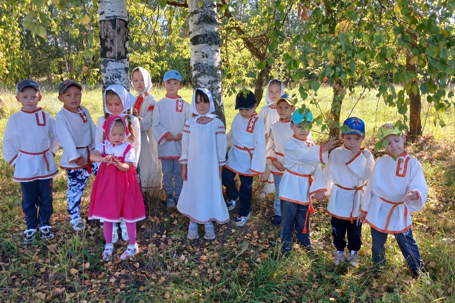 Экскурсия «А я люблю природу родную…»