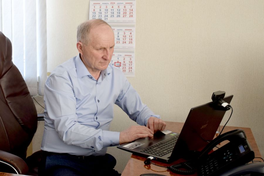 Глава Красночетайского округа Иван Михопаров проголосовал на выборах Президента Российской Федерации