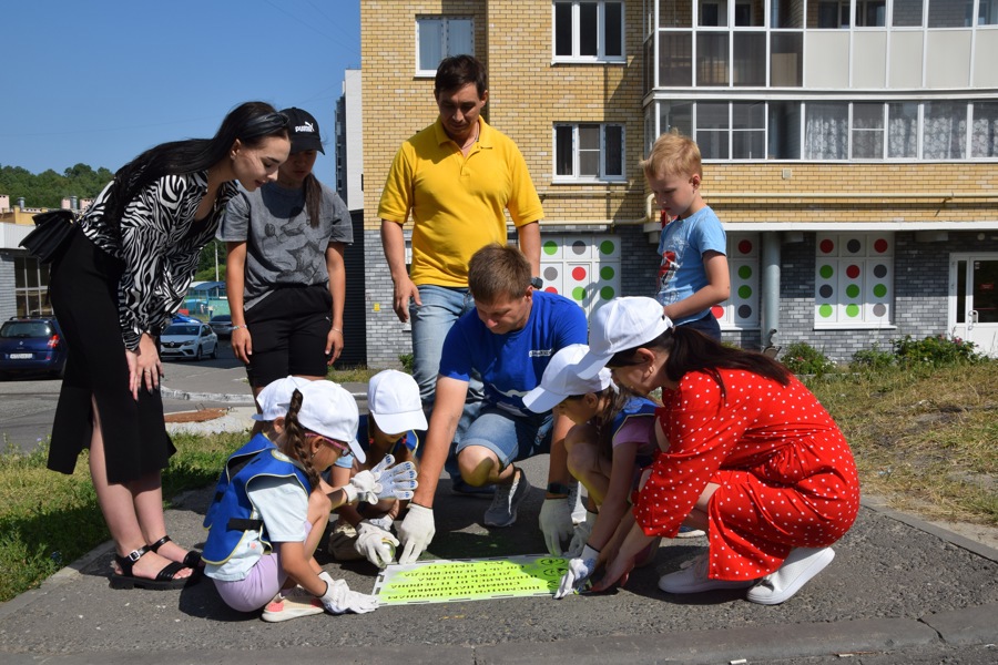 Безопасность детства: в Чебоксарах организована акция «Говорящие переходы»