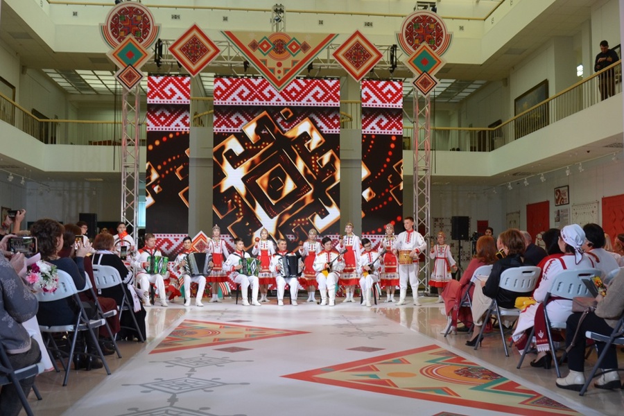 В Чувашии состоялось торжественное мероприятие, посвященное Дню чувашской вышивки