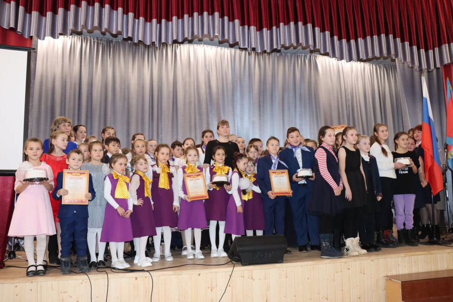 Вчера на базе МАОУ СОШ №3 города Ядрин прошел муниципальный этап Всероссийского конкурса хоровых и вокальных коллективов