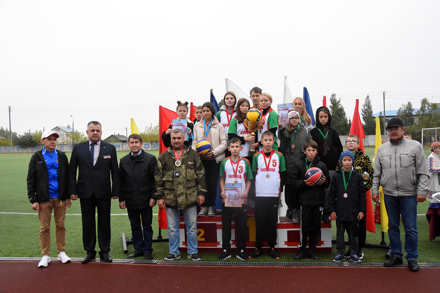 Прошли районные соревнования по легкой атлетике на призы кавалера Ордена Мужества А.С. Аширова