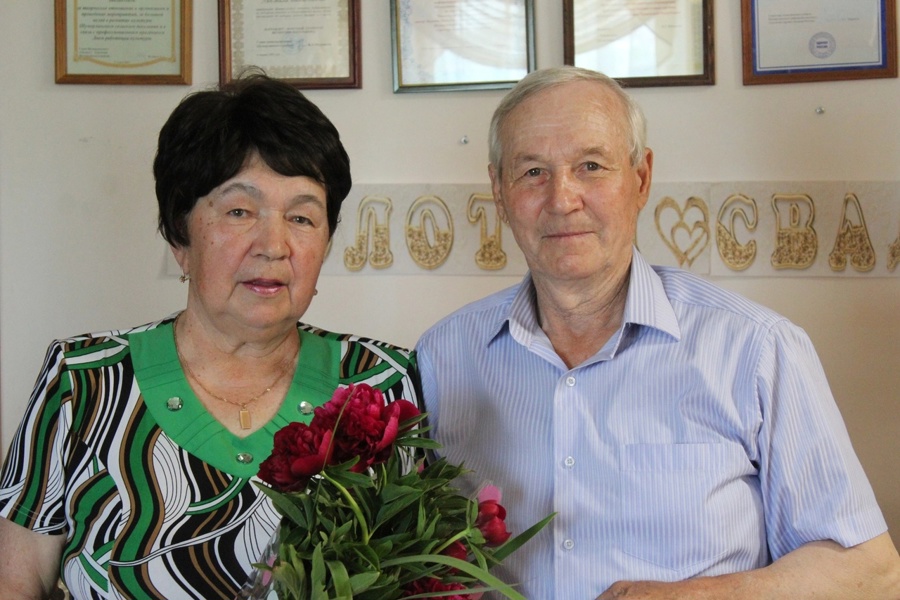 Супруги Ермекеевы - «золотые» юбиляры семейной жизни