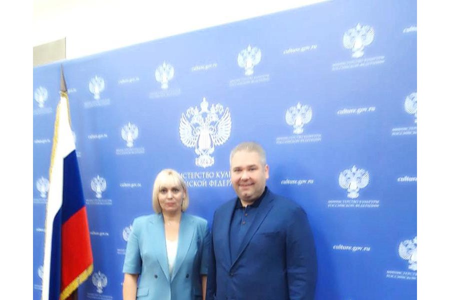 Светлана Каликова и Андрей Малышев обсудили реализацию нацпроекта «Культура» в Чувашии