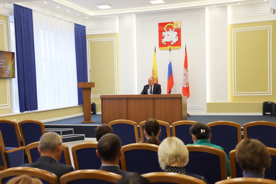 На еженедельном совещании в администрации Яльчикского муниципального округа обсудили актуальные вопросы