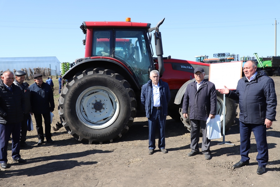 Аграрии Яльчикского муниципального округа провели семинар-совещание перед весенними полевыми работами