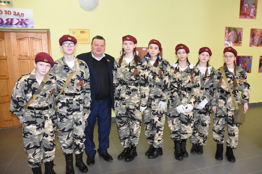 Фестиваль военно-патриотических клубов, кадетский классов, отделения «ЮНАРМИЯ» «Нам этот мир завещано беречь»