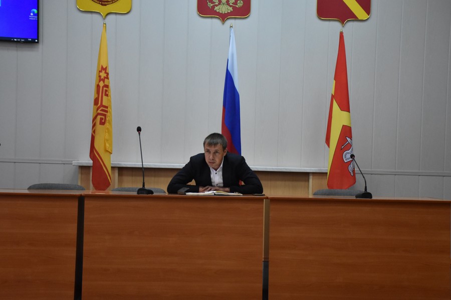Глава Красноармейского муниципального округа Павел Семенов провел еженедельное совещание