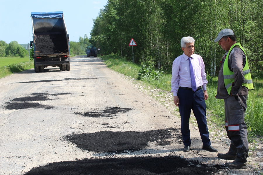Продолжается ремонт дорог в Краснооктябрьском сельском поселении