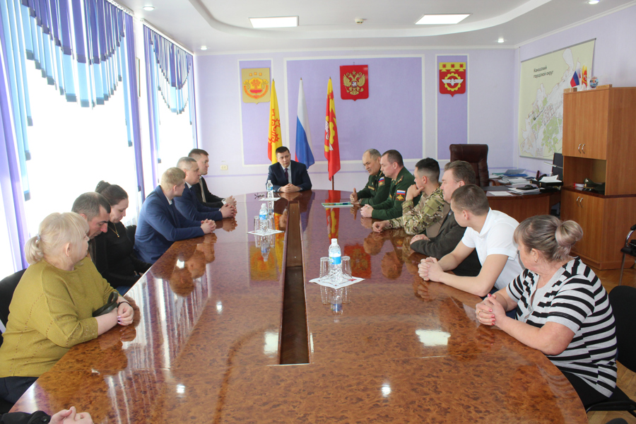 Военный комиссар Чувашской Республики провел рабочую встречу с главами администраций города Канаш, Канашского и Янтиковского округов