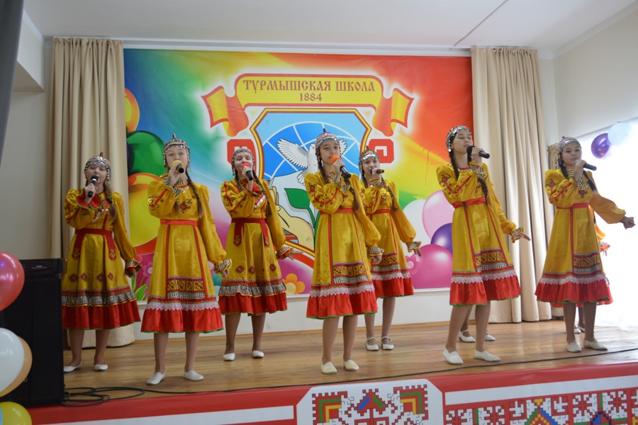 Турмышская школа отметила 140-летний юбилей
