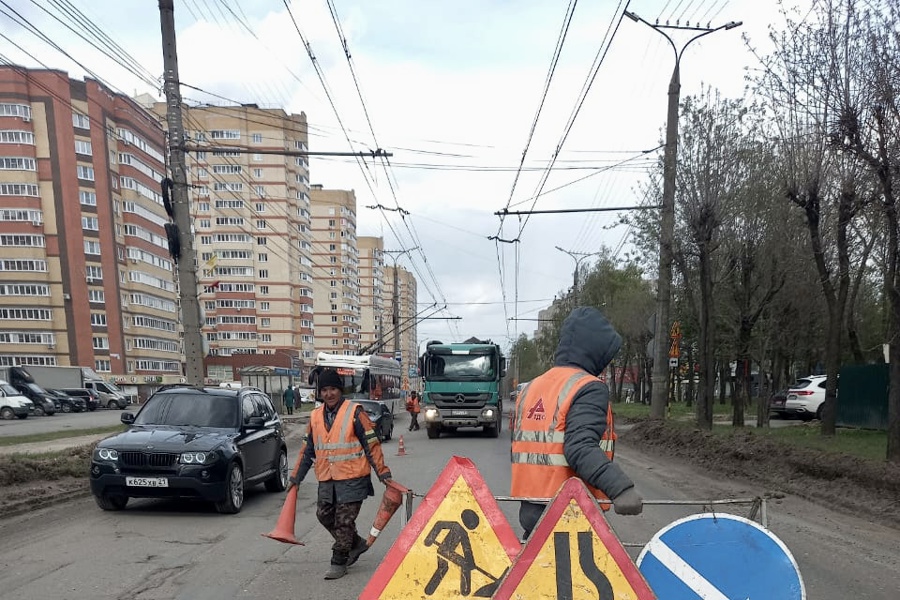 В Чебоксарах используют выходные для дорожного ремонта