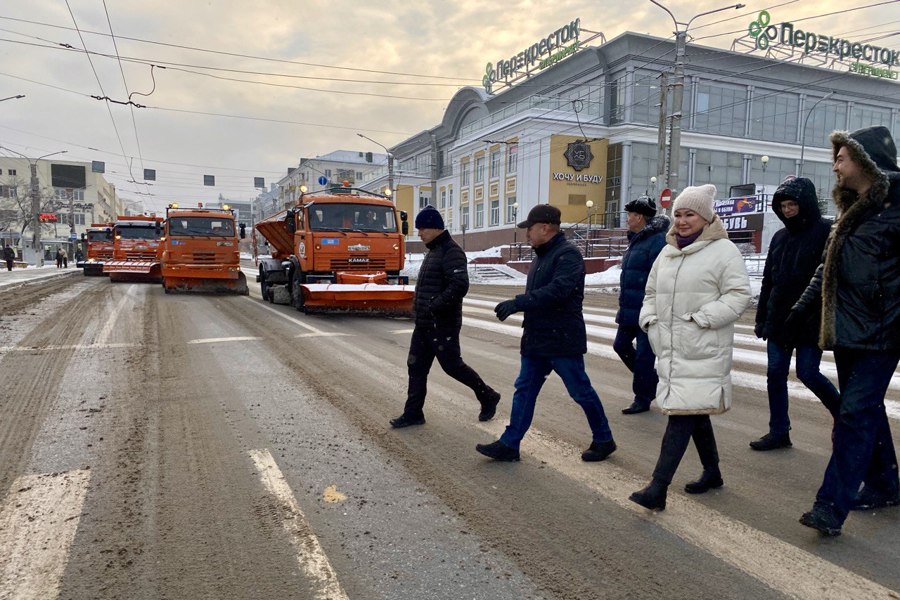 Чебоксары в канун крещенских праздников: Владимир Доброхотов провел обход городских территорий