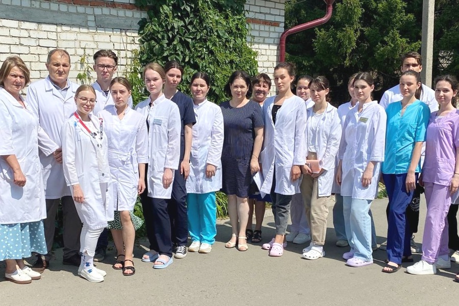 Студенты-медики проходят практику в Моргаушской ЦРБ