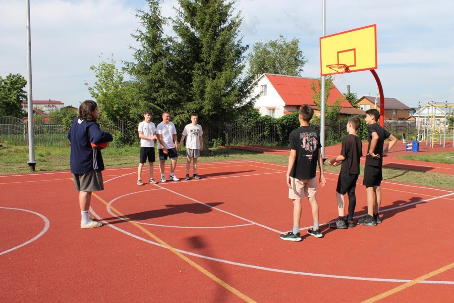 Открытие турнира по стрит-баскету и баскетболу среди молодежных команд Ядринского муниципального округа