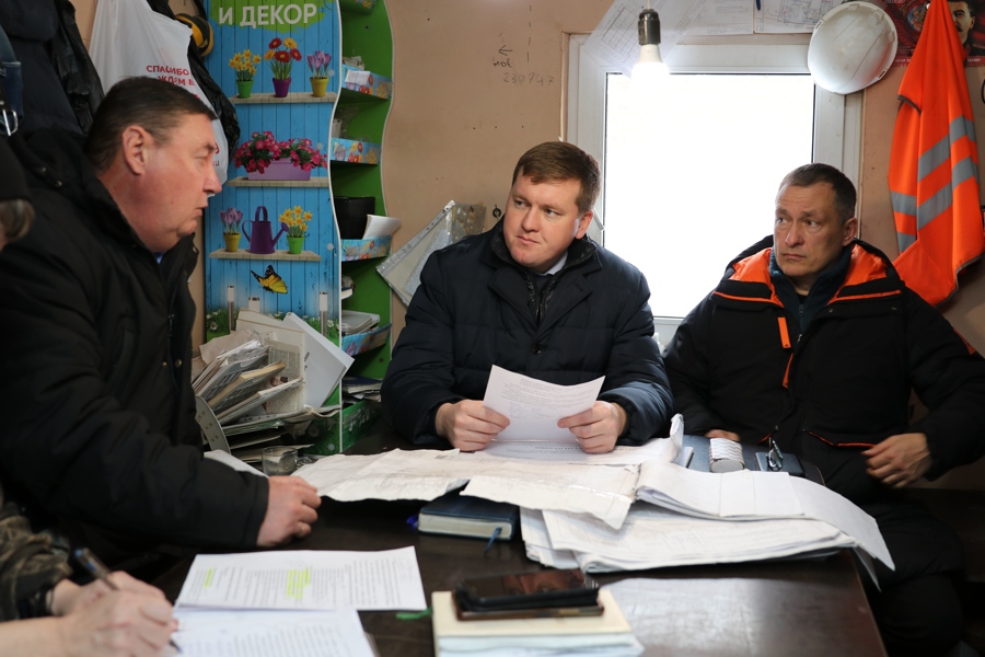 Владимир Михайлов посетил строительство социального-культурного центра в д. Салабайкасы