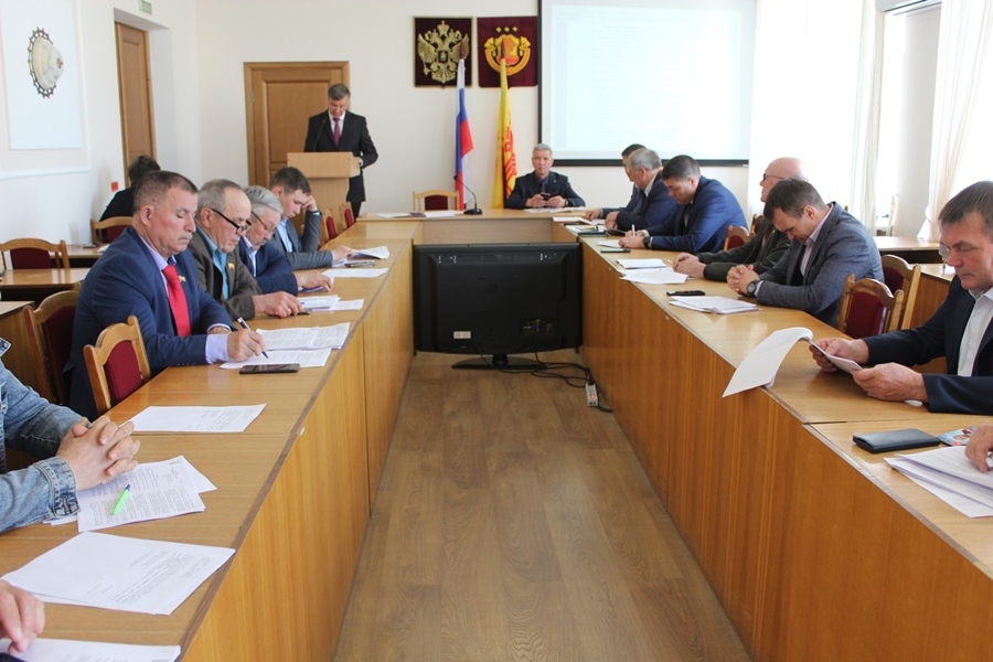 Состоялось двадцатое заседание Собрания депутатов Урмарского муниципального округа