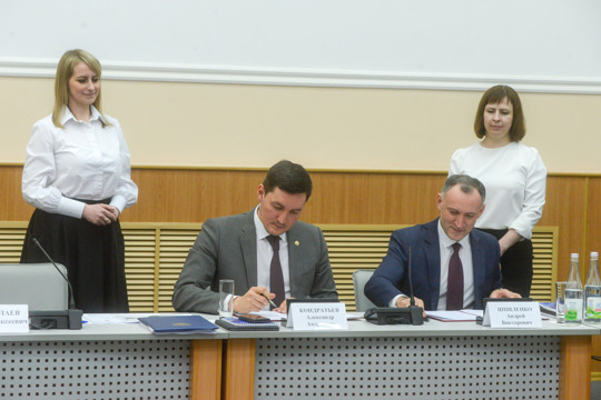 Чувашия и Корпорация развития Донбасса подписали соглашение о сотрудничестве в создании межрегионального электротехнического кластера