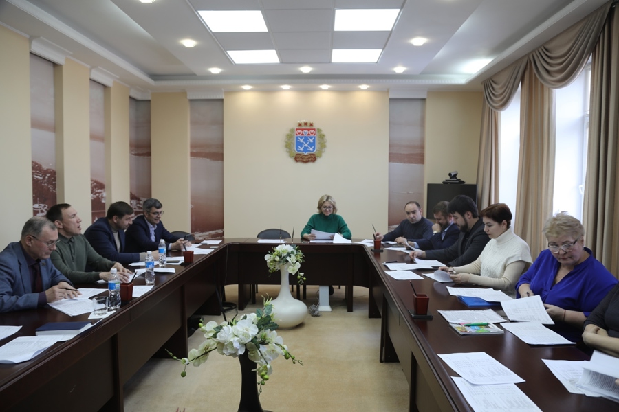 Состоялось совещание с депутатами по обсуждению заявок главных распорядителей бюджетных средств