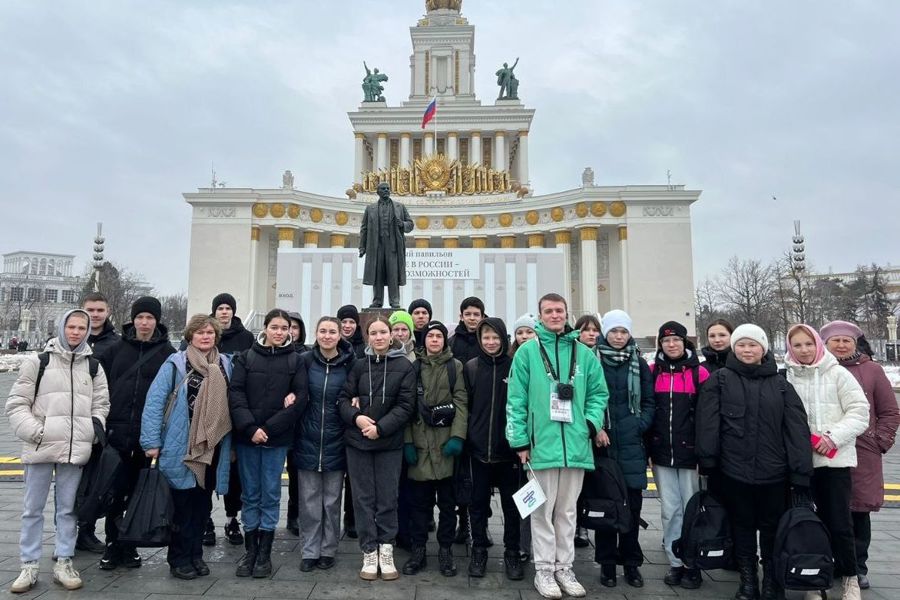 Красночетайские учащиеся побывали на Международной выставке-форуме «Россия» на ВДНХ