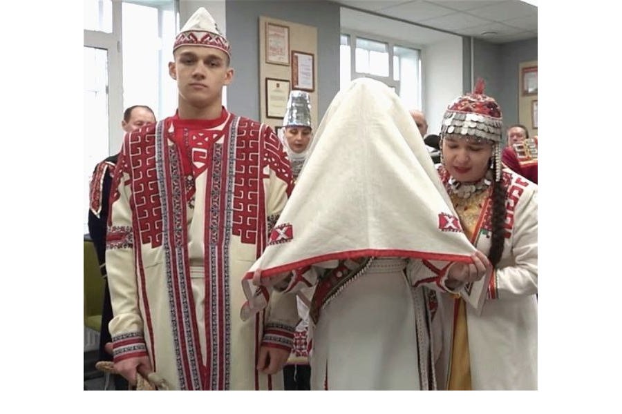 1 декабря на Главной выставке страны, на ВДНХ, в рамках Международной выставки – форума «Россия» пройдет свадебная церемония по национальным традициям чувашей