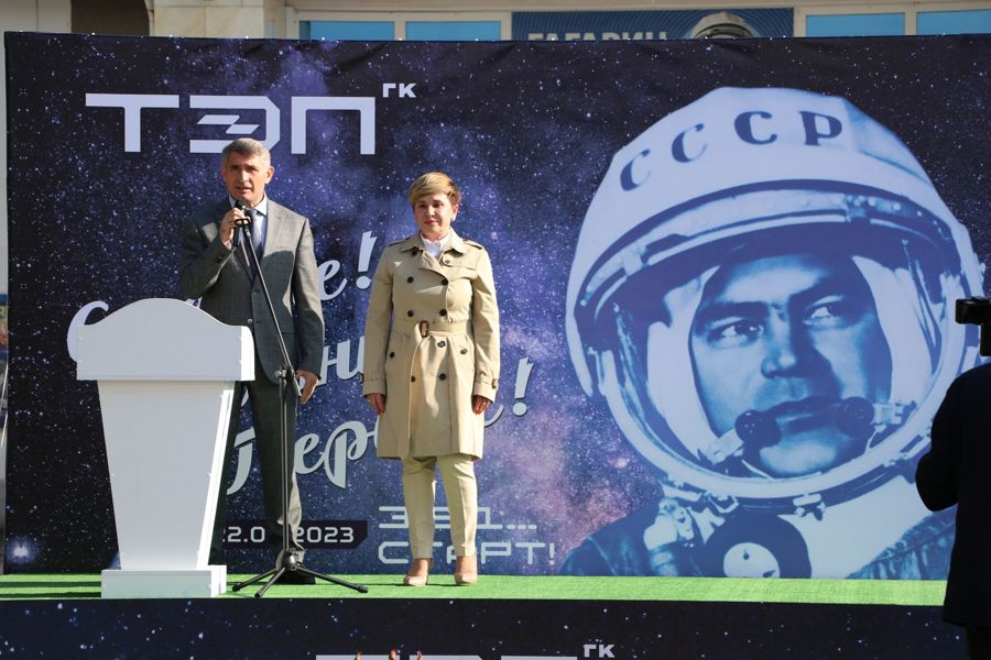 Мемориальному комплексу лётчика-космонавта СССР А.Г. Николаева передана капсула времени с посланием