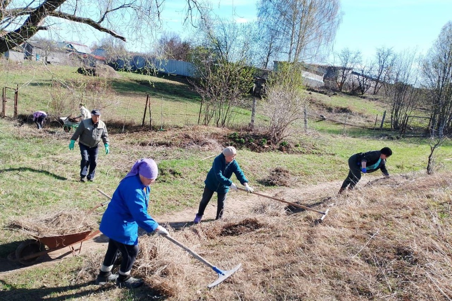 В Мариинско-Посадском округе проходят субботники