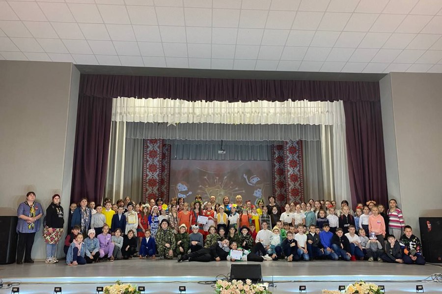 В Шемуршинском муниципальном округе состоялся фестиваль школьных театров «АСАМ»