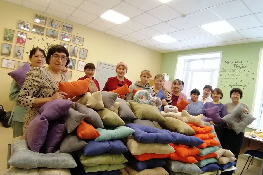 Учителя и работники Напольнокотякской школы подготовили очередную партию гуманитарного груза