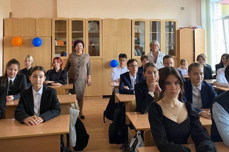 Традиции школьной жизни продолжаются