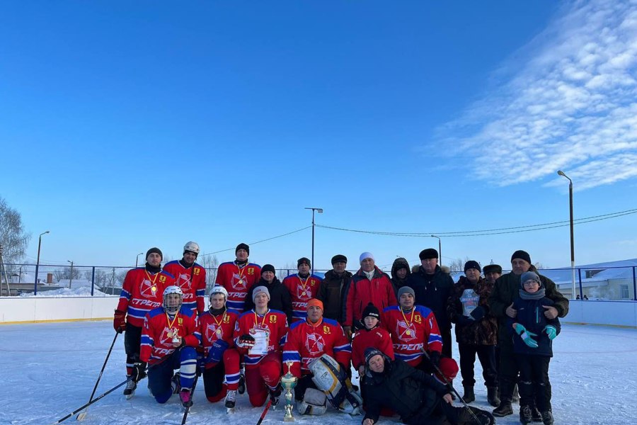 Хоккейный турнир в честь врача Алексея Казачкова состоялся  в селе Сугуты