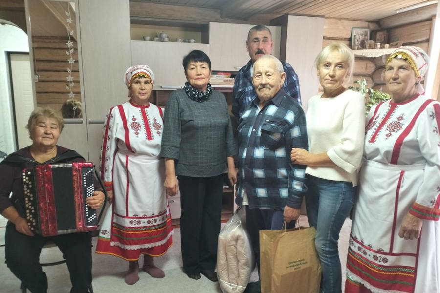 Житель села Тойси Георгий Прокопьев отметил 90-летний юбилей