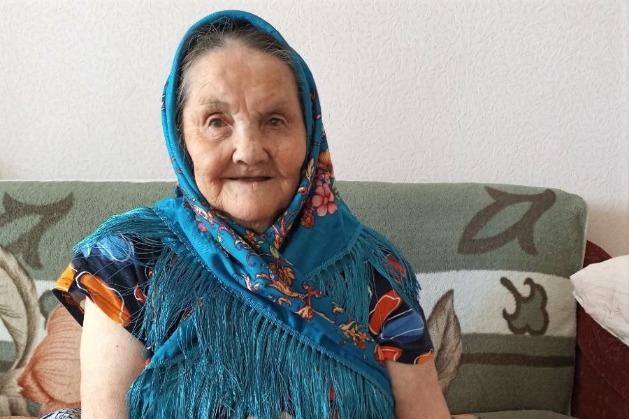 Ветеран труда Ефалия Ероскина отметила 90-летие