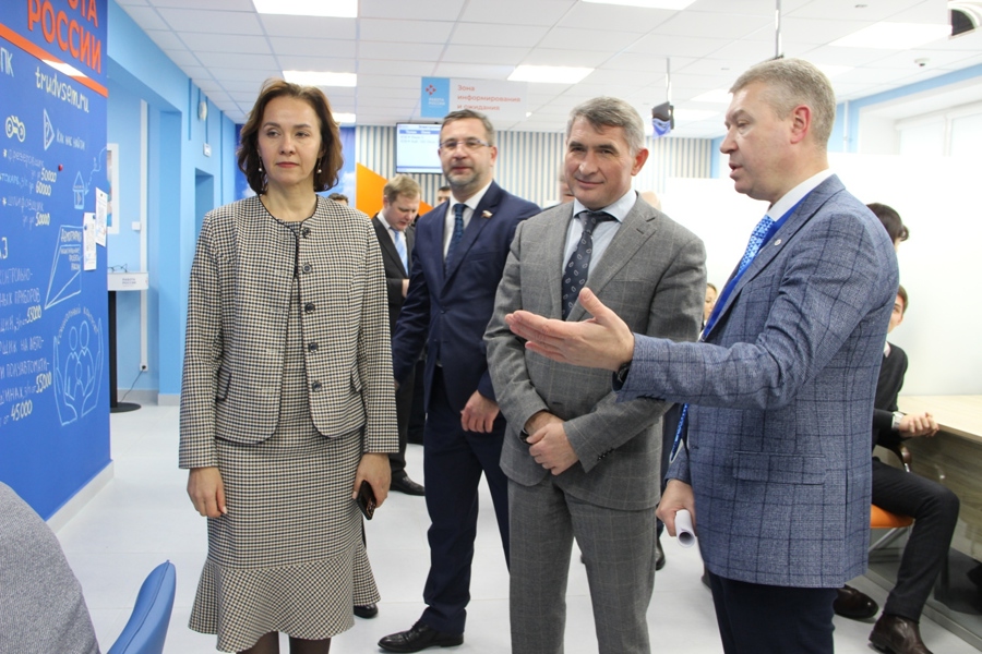 В Чебоксарах открыли модернизированный центр «Работа России»