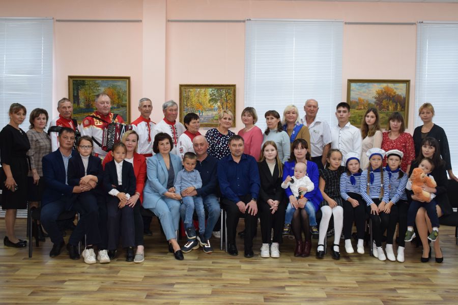 В Красночетайском округе прошел районный отборочный тур республиканского конкурса «Семья года - 2023»