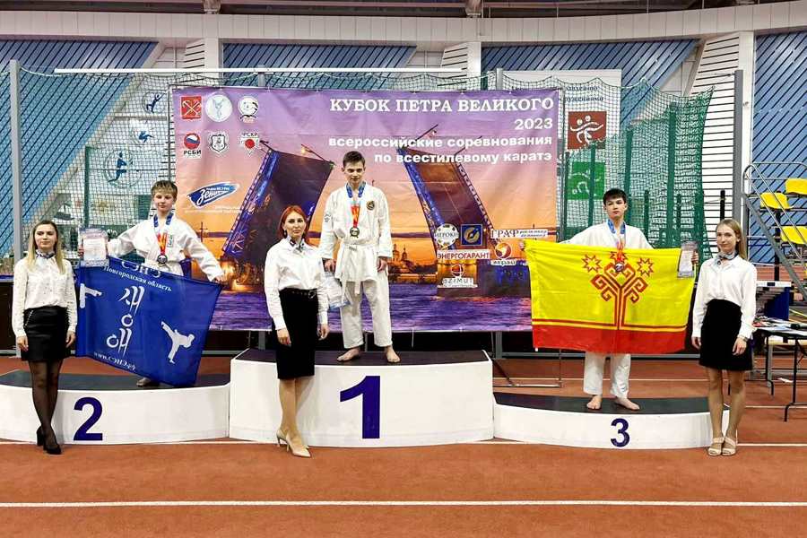 Роман Неофитов и Иван Белов – призеры всероссийских соревнований по всестилевому каратэ
