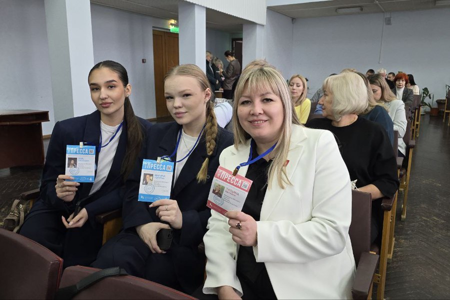 Представители чебоксарских школьных медиастудий приняли участие в Едином информационном дне