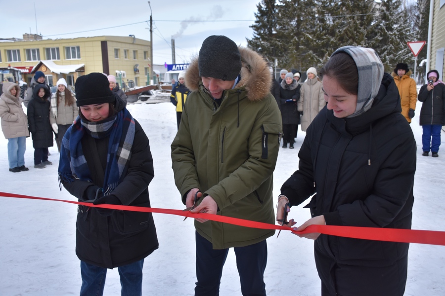 Глава Красноармейского муниципального округа Павел Семенов принял участие в церемонии открытия антикафе «Район № 9»