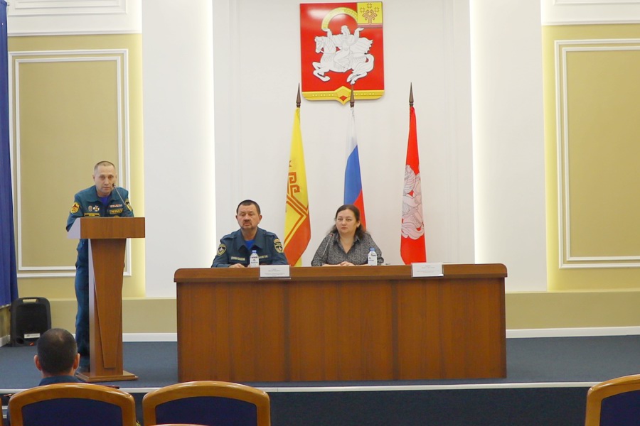 Состоялось заседание комиссии по предупреждению и ликвидации чрезвычайных ситуаций и обеспечению пожарной безопасности Яльчикского муниципального округа