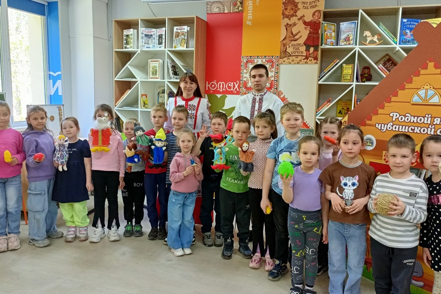 Проект республиканской детско-юношеской библиотеки «Родной язык чувашской сказки» успешно завершен