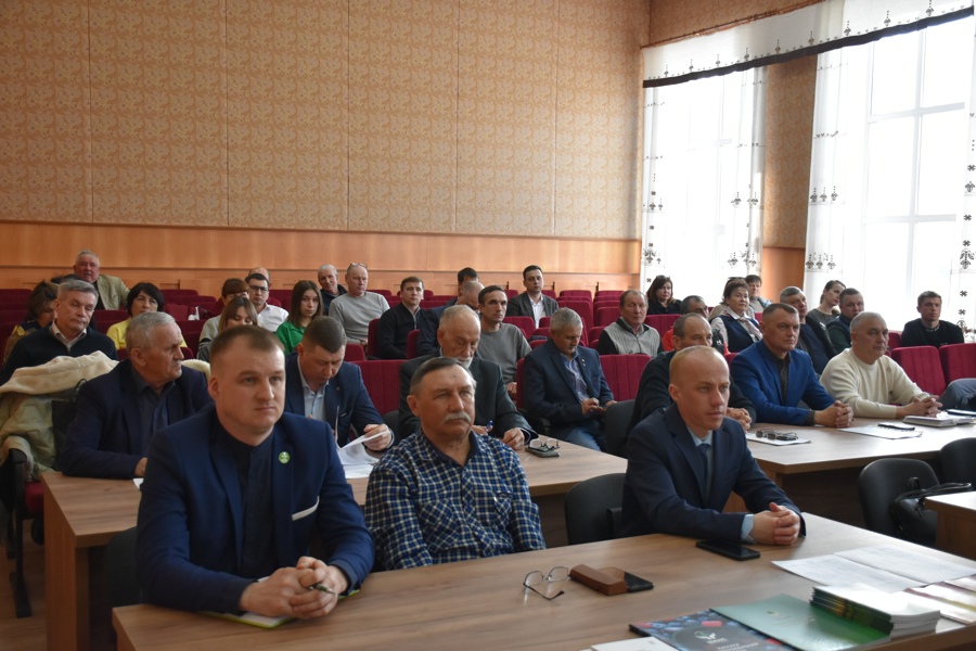 В преддверии сезонно-полевых работ в Козловском муниципальном округе прошла агроконференция